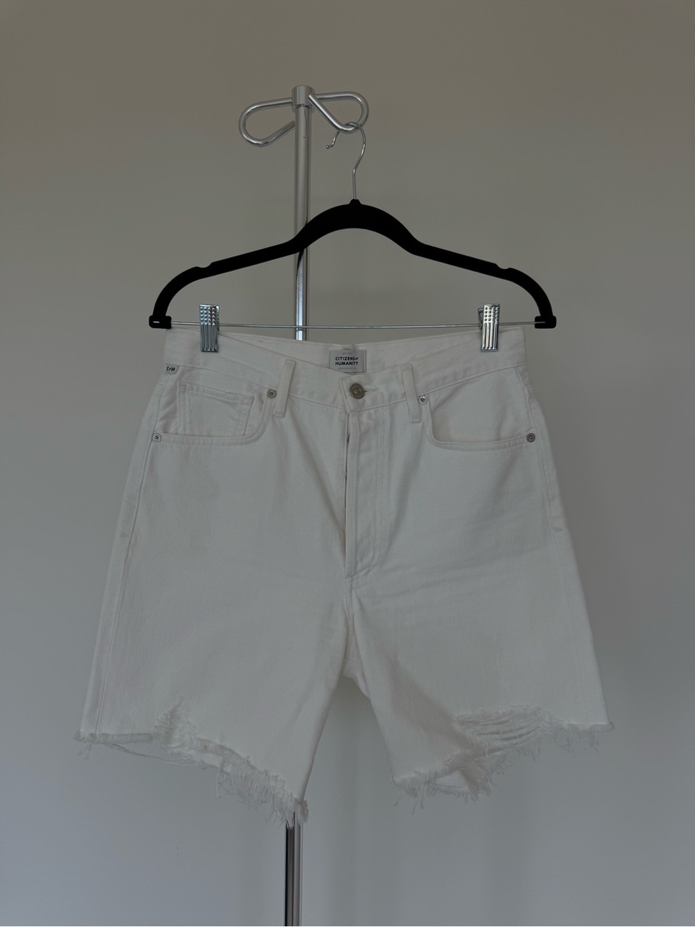 Citizens of Humanity Cream Button-Fly Denim Shorts